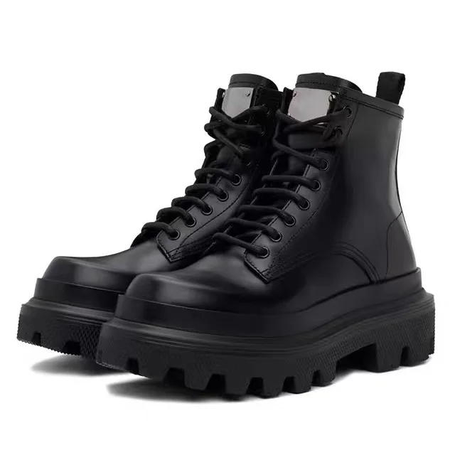 

Новые мужские ботинки 2025 года: черные, на толстой подошве, из натуральной кожи, на шнуровке, рабочие, в темном стиле, укороченные, для уличной моды