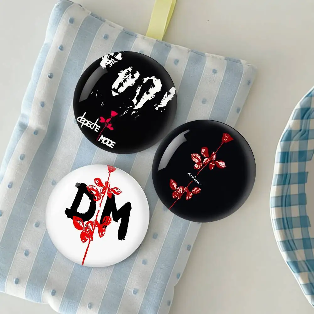 

SynthBand D-Depeche M-Mode-E Badge Creative Pins Brooch for Bag Clothes Hat Decor Gifts Fans Collect