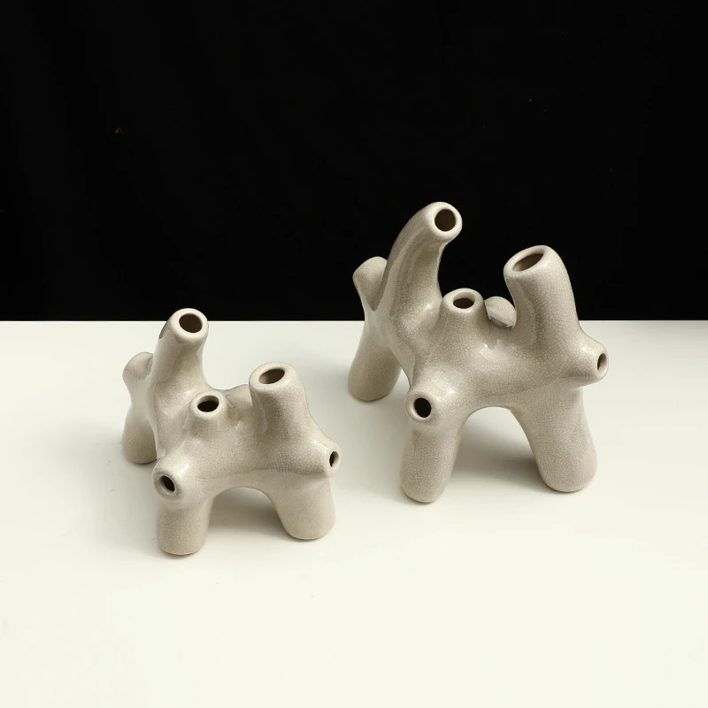 Nordic Modern Abstract Art Three-Legged Coral Ceramic Ornament for Home and Hotel Decoration, Cabinet Craft