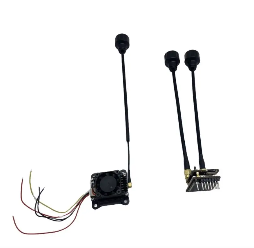 

FPV 4.9GHz 5.8GHz 6.1GHz 3W 70CH VRX VTX Receiver Module Transmitting Module Compatible with SKYZONE, Fatshark DJI V1/V2 Goggles