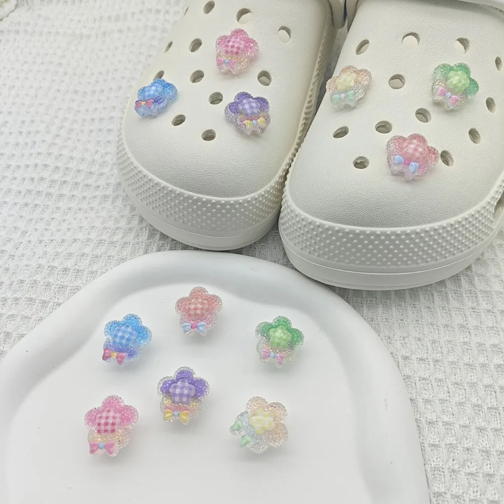 Crystal Flower Shoe Charms for Crocs Women Garden Sandals Decorations DIY Clogs Pins Boys Girls Detachable Slipper Accessories