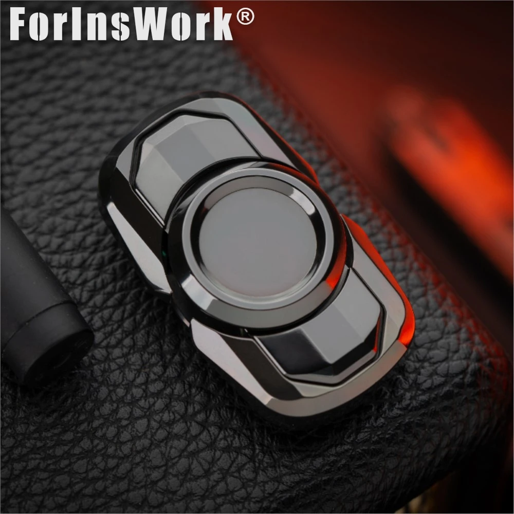 CHENYU Mini clou ouvert classique Tri-Spinner toupie soulagement du Stress bout des doigts Gyro Portable doigt roulement en métal Spinner jouets