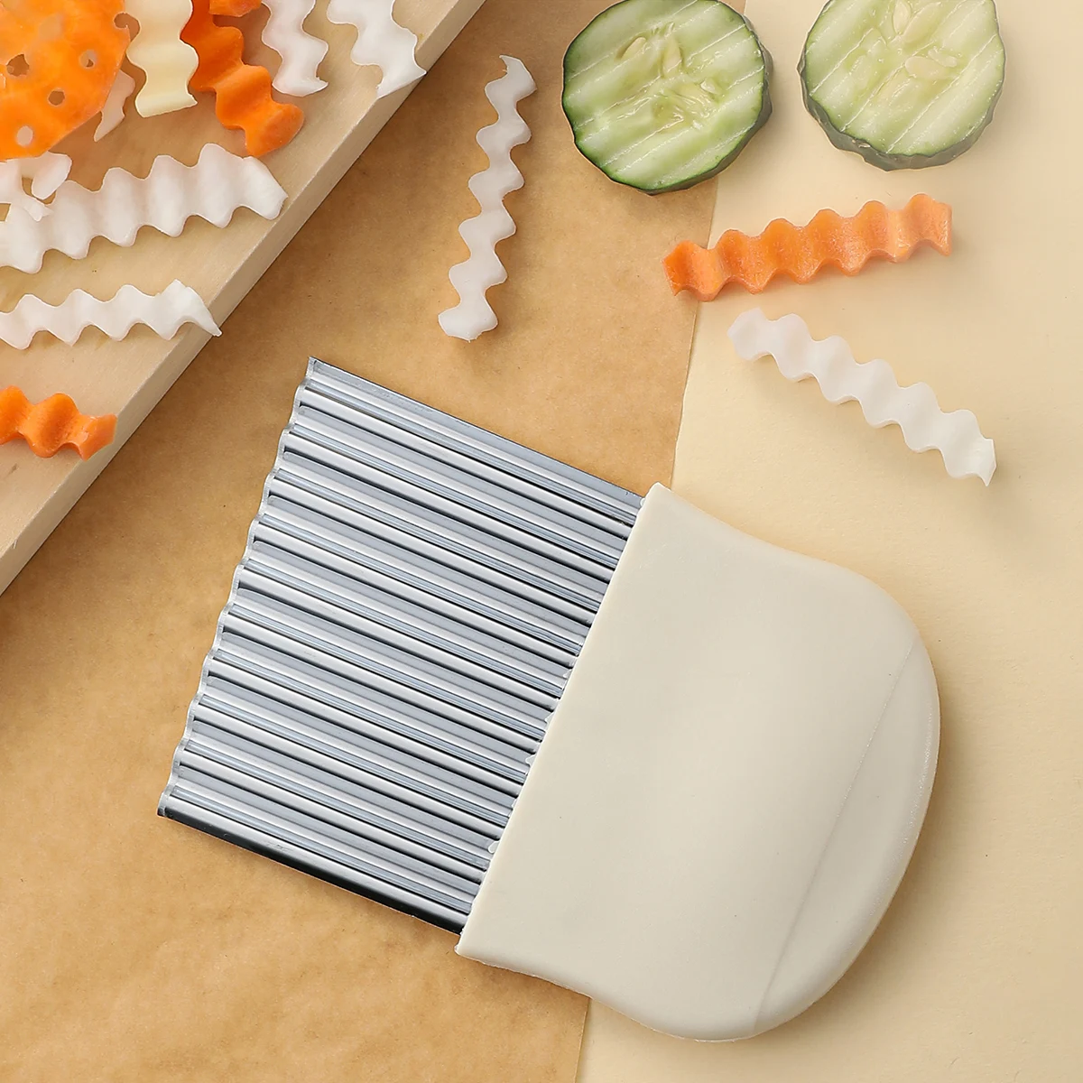 Corrugated knife stainless steel wolf teeth cut potatoes wavy knife kitchen household vegetable cutting artifact fancy slicer