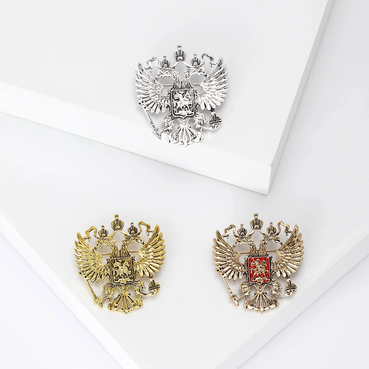 Alloy Double-headed Eagle Badge Brooches for Women and Man 3-color Pins Accessories Gifts Can Be Worn at Holiday Party