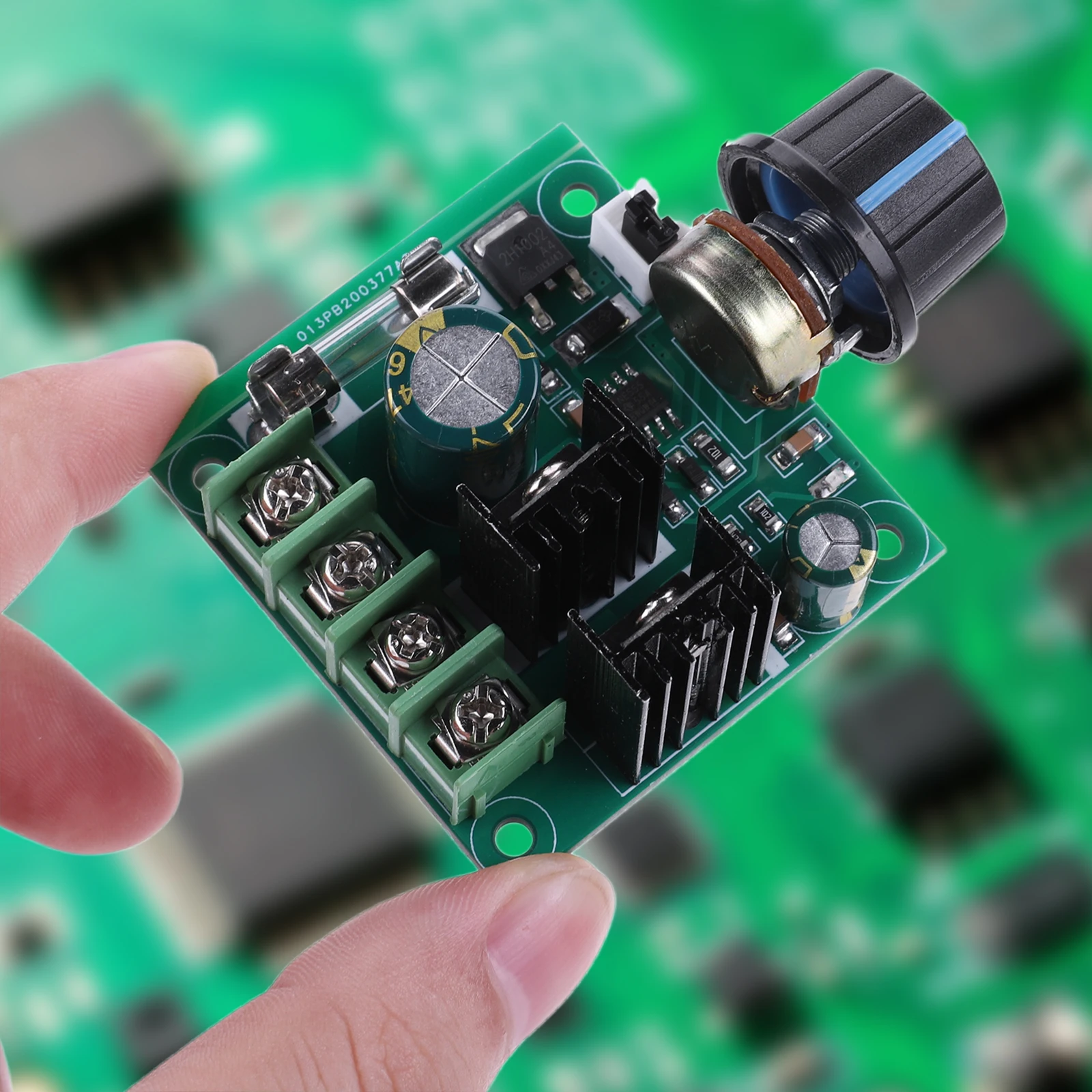 9V-50V 10A PWM DC Motor Speed Control Regulator High Efficiency Motor Speed Control Switch with Knob Motor Speed Control Module