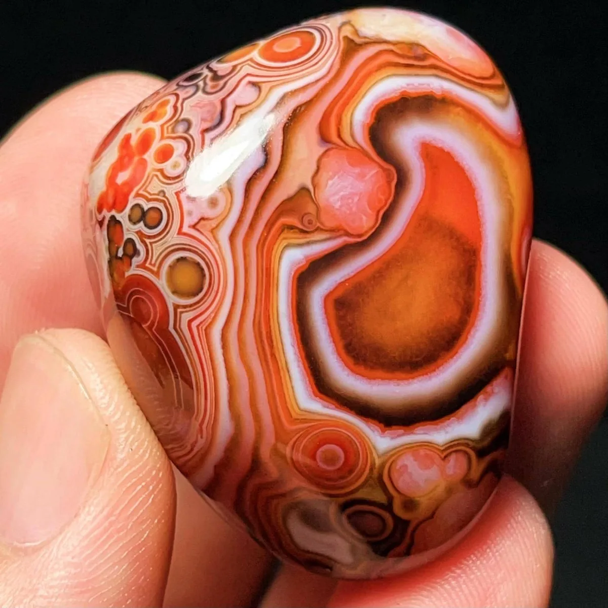 4PC Smooth Texture Banded Agate Palm Stone, Polished Tumbled, Stripe Pattern, Collector Gift, Natural Stone, Crystal Collection