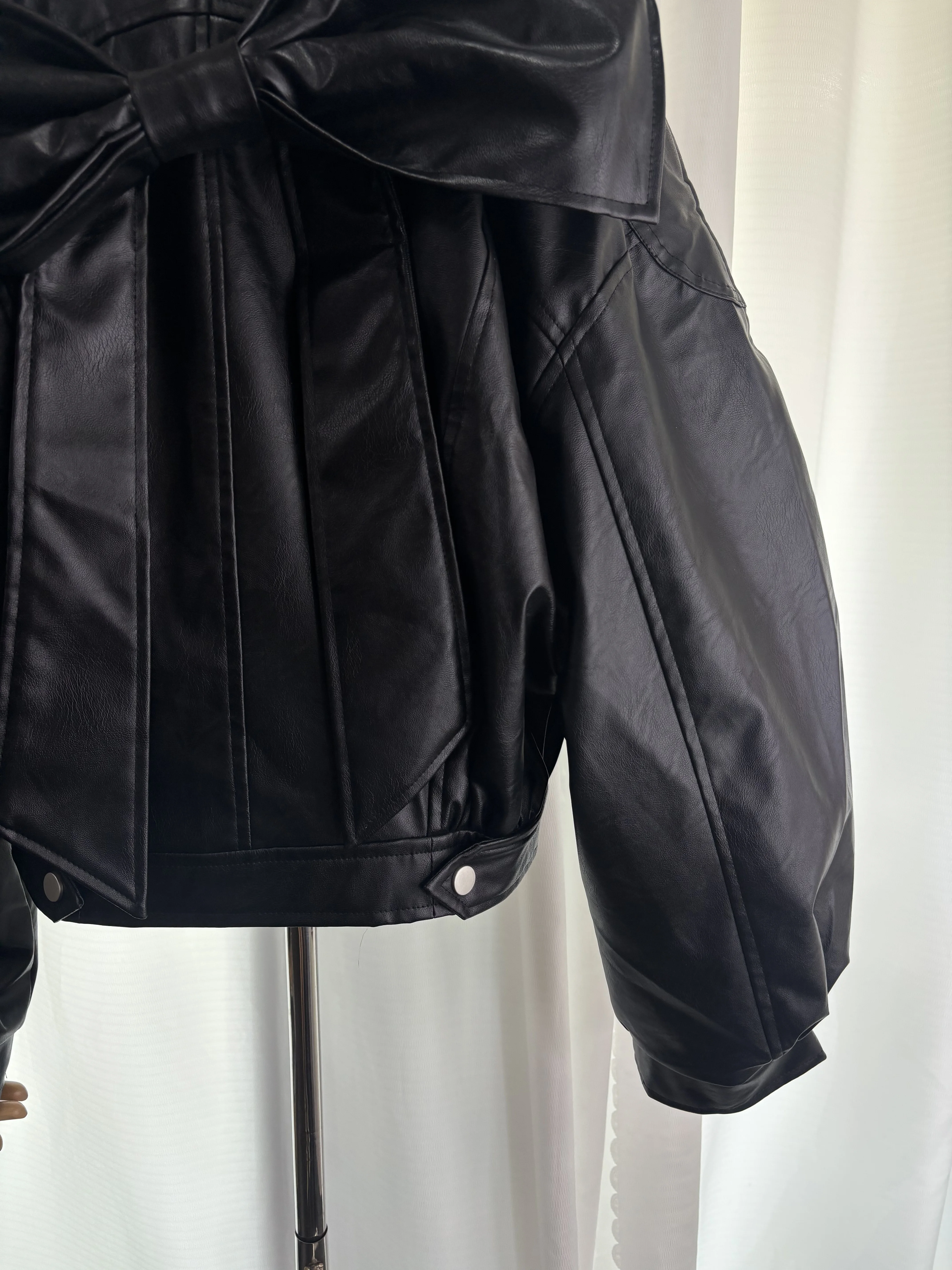 Real Shot 2025, Herbst-Neue Schwerindustrie-Lederjacke mit Schleife für Damen, lockere, übergroße, lässige Langarm-Oberbekleidung, edgy Chic F