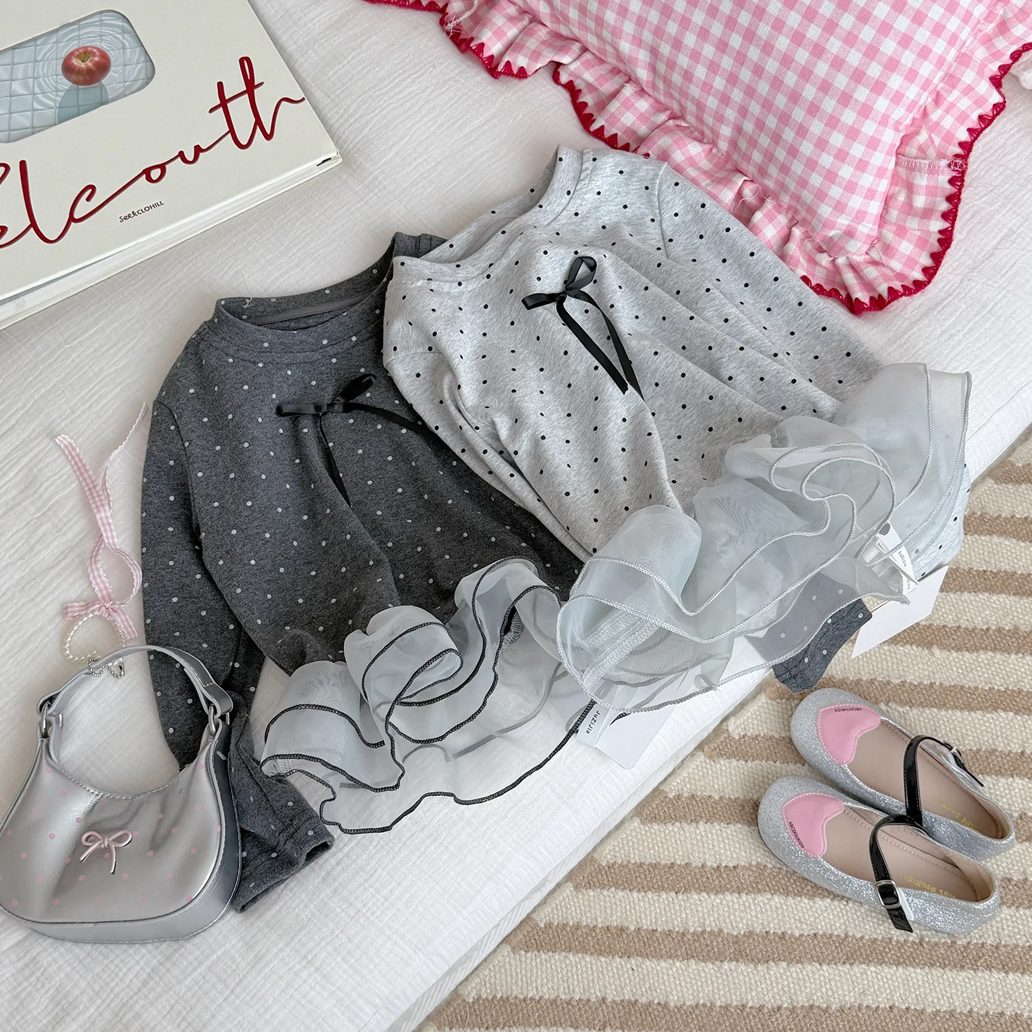 Girls Polka Dot Grey Undershirt 2026 Fall New Kids Bow Knot Mesh Hem Long Sleeve Baby Girl Sweet Top