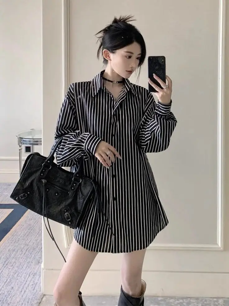 Korean Design Striped Long Sleeved Shirt For Women's Spring And Autumn Lazy Style Loose Fitting Mid Length Top