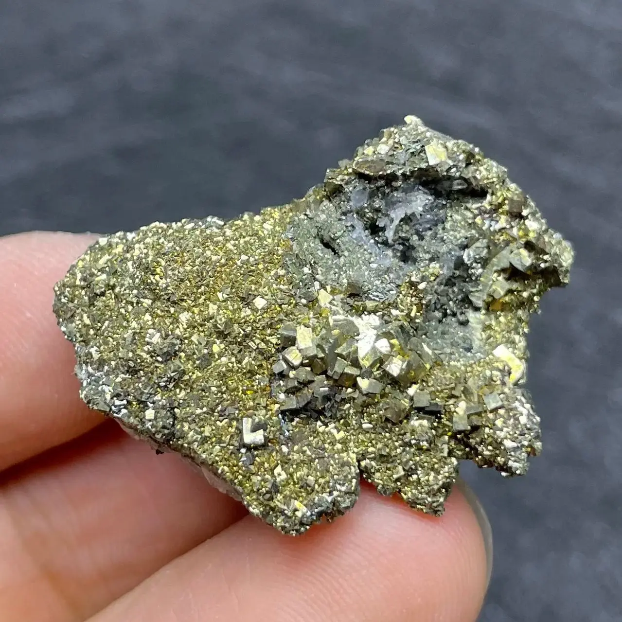 

Natural Stone Pyrite Crystal Clear Quartz Cluster Mineral Specimen Raw Rock Chalcopyrite Decoration Rough Polished Healing