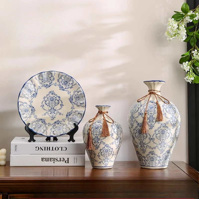 

New Chinese high-end blue and white porcelain vase retro ceramic flower arrangement living room ornament porch TV cabinet
