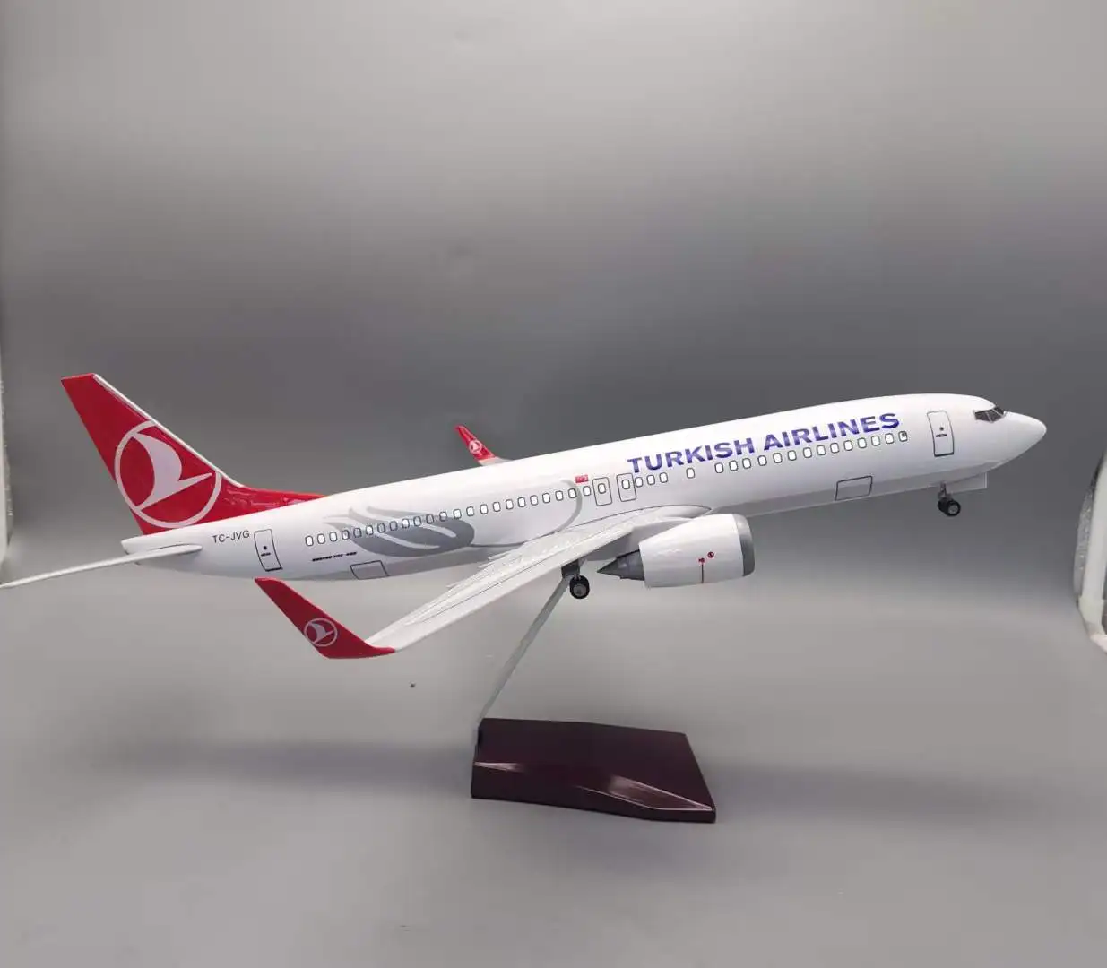 محاكاة B737 الخطوط الجوية التركية 737 ألعاب الطائرة نموذج مقياس 47 سنتيمتر طول مع أضواء LED مادة الراتنج محاكاة للغاية ل #4