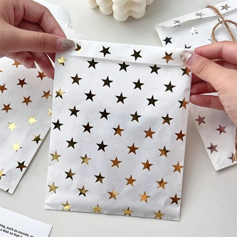 10 Pcs Paper Treat Bags Golding Silver Pattern Printing Candy Buffet Bags with stickets for Xmas Party Favor Paper Gift Bags