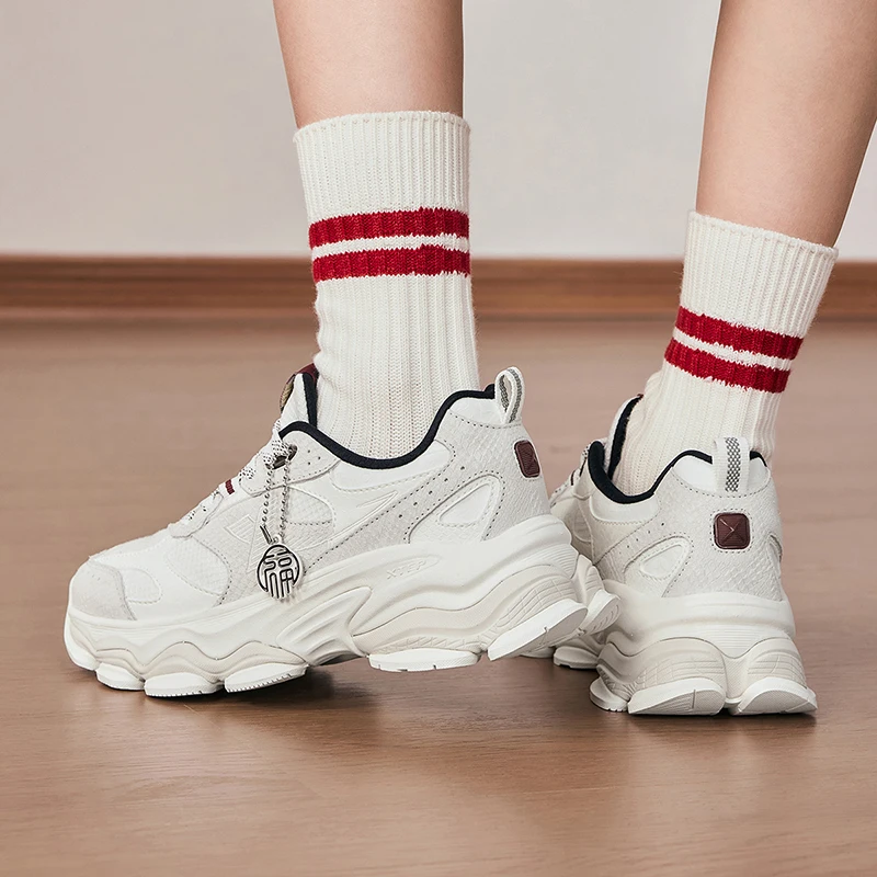 Xtep Chinoiserie Casual Shoes Female 2025 Spring Lightweight Sports Shoes Thick Sole Increase Street Style Sneakers 875118320006