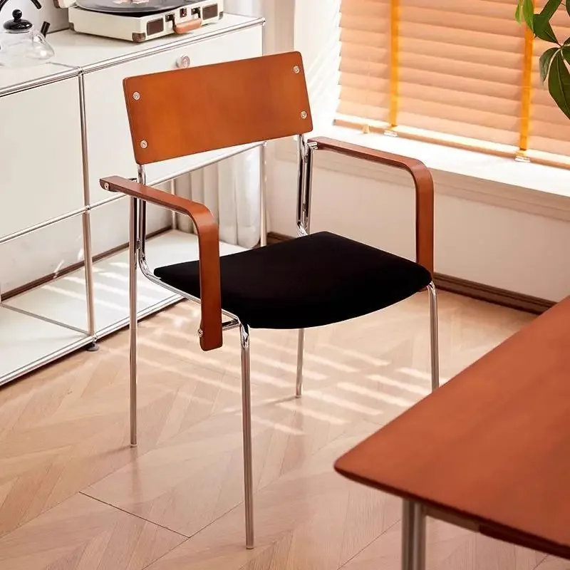 

Retro Light Luxury High Sense Dining Chair Medieval Designer Chair Nordic Bauhaus Creative Leisure Chairs Home