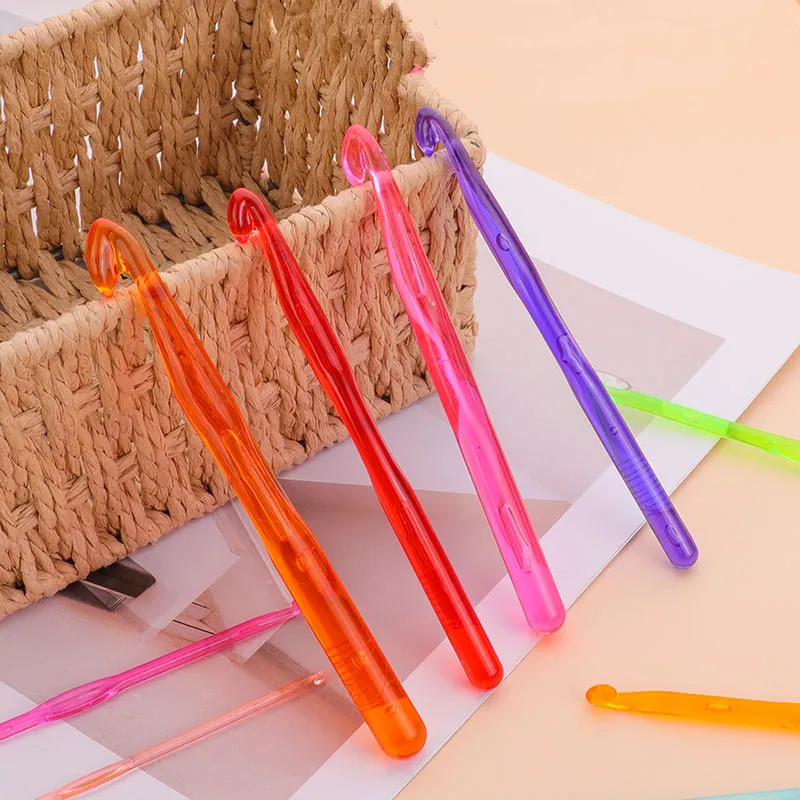 9Pcs/Set Multi-Coloured Crystal Clear Plastic Crochet Hooks, Ergonomic Resin Crochet Hook - Crochet Enthusiast 3mm - 12mm