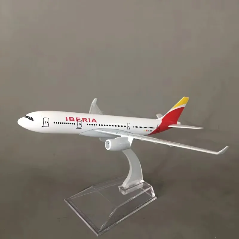 16 cm A330 Iberia Airways Airbus 1/400  Scale Die-Cast 330 Metal Airplane Model Children's Gift Home Decoration