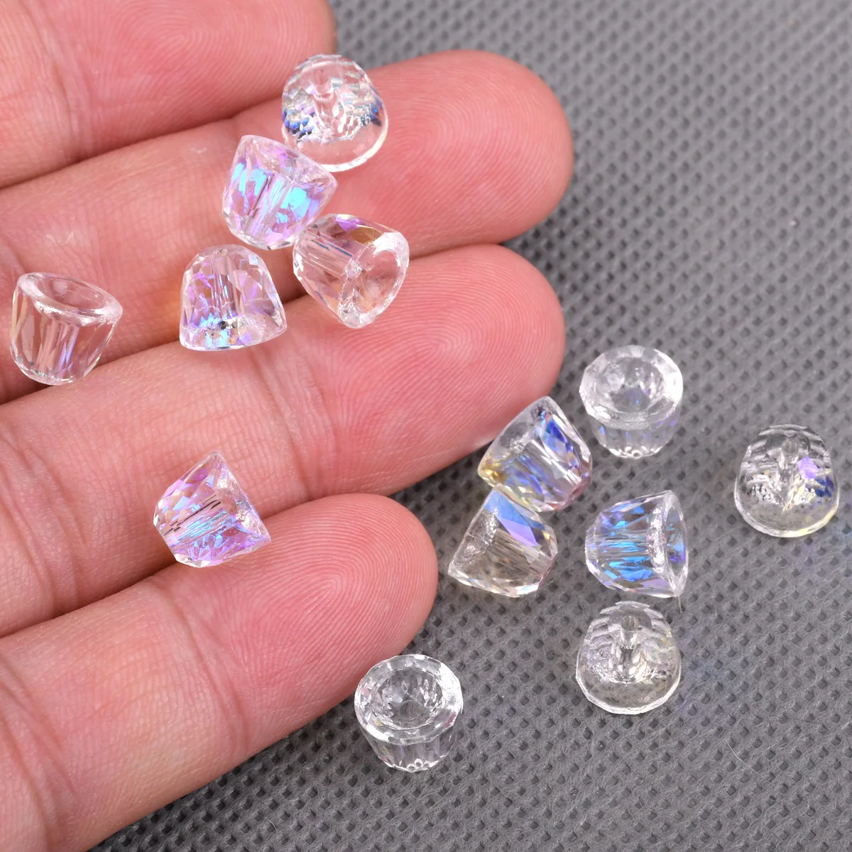 10 stücke Glocken form 8,6x7,4mm klar ab Mondlicht facettiert Kristallglas lose Perlen für Schmuck machen DIY Handwerk Ergebnisse – Detail 2