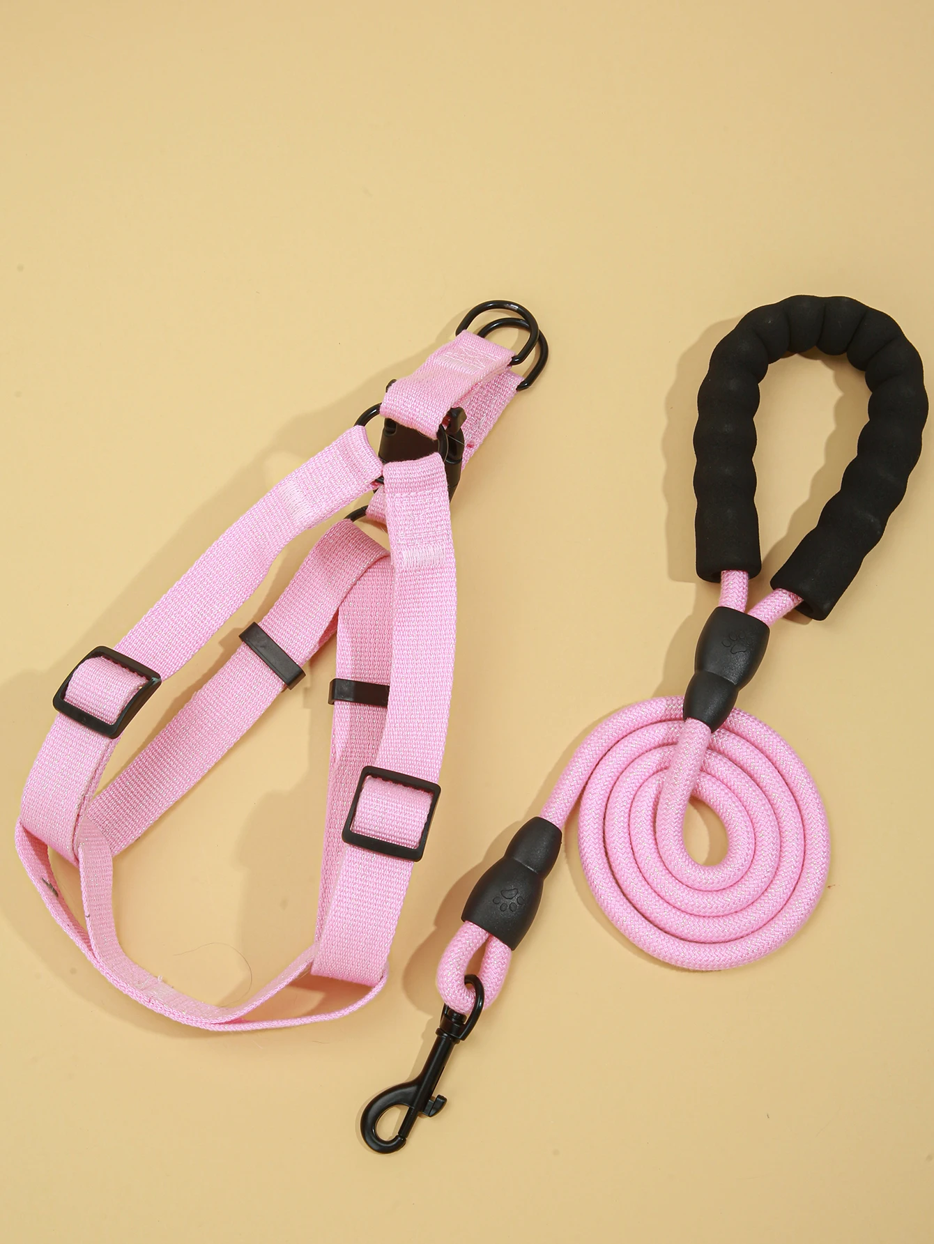 Pink  Leash for Cats and Dogs to Prevent Breaking Away Special Dog leash Chain Adjustable Pet Supplies