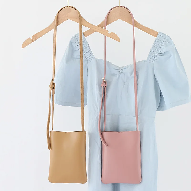 Bolso de hombro pequeño artístico para mujer, bolsa de teléfono móvil de cuero suave Simple, un solo hombro, PU, informal, Retro, Color sólido, japonés