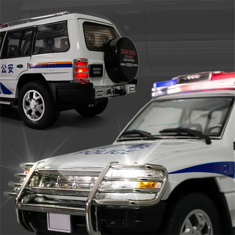 1:18 Mitsubishis PAJERO SUV Alloy Car Model Diecast Metal Toy Police Off-road Vehicle Car Model Simulation Sound Light Kids Gift