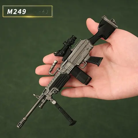 Medium-sized M249 light machine gun detachable mirror, magazine all-metal accessory key chain, decompression model collect gifts
