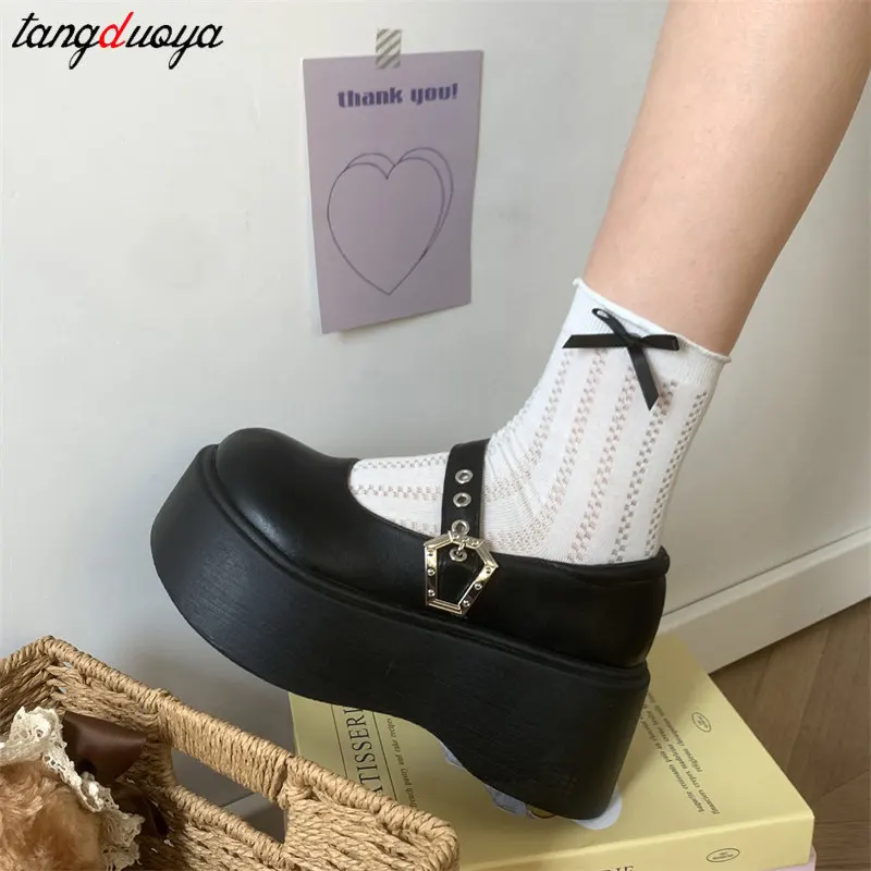 Kobiety Gruba Platforma Mary Janes Lolita Shoes Party Pumps New Bowknot Buckle Small Leather Shoes Woman Vintage JK Uniform Shoes