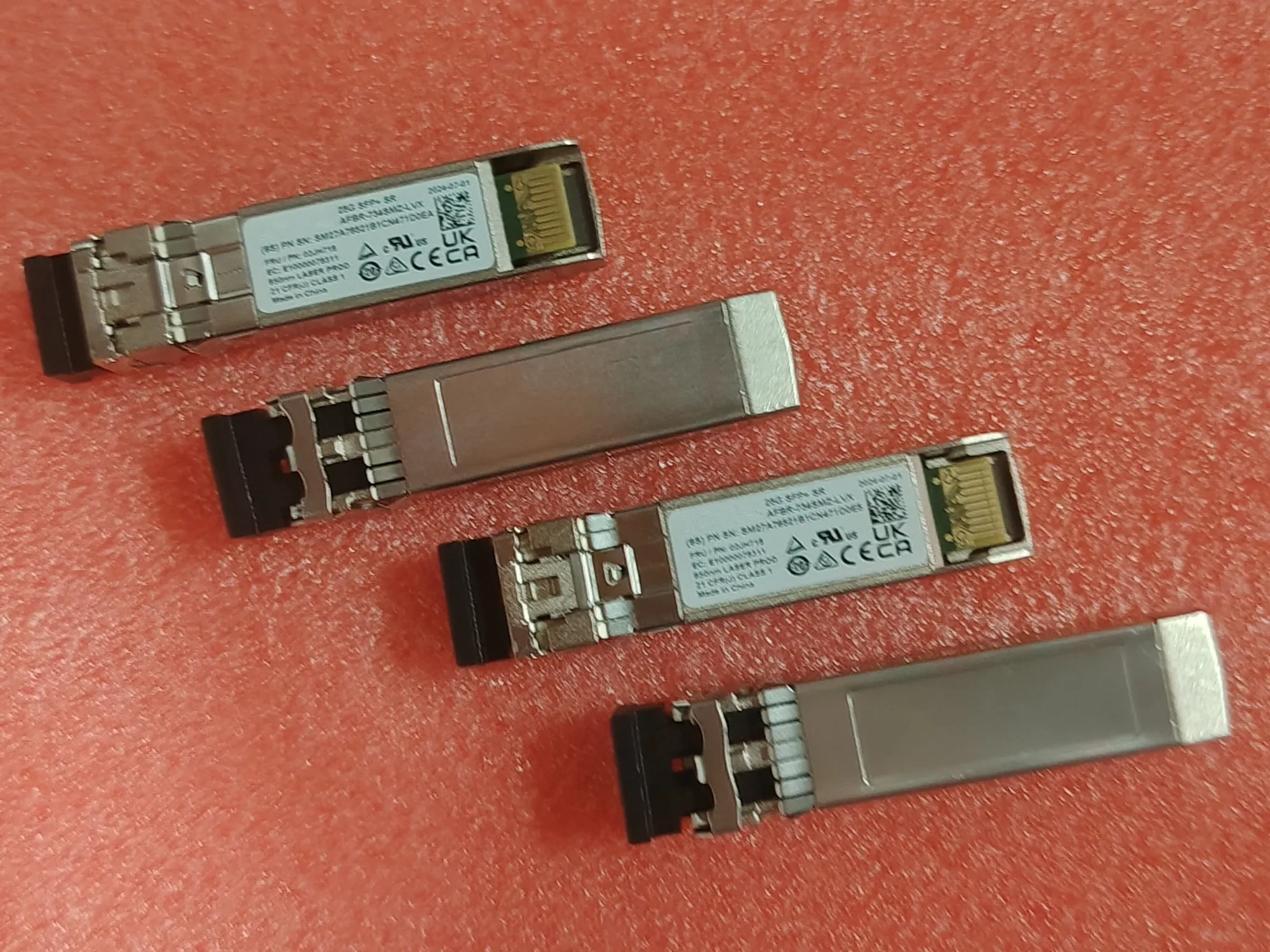 Original New Transceiver 25G SFP+ SR AFBR-734SMZ-LVX 02JH718 SM27A6521 850NM 25GB SFP Optical Switch 4