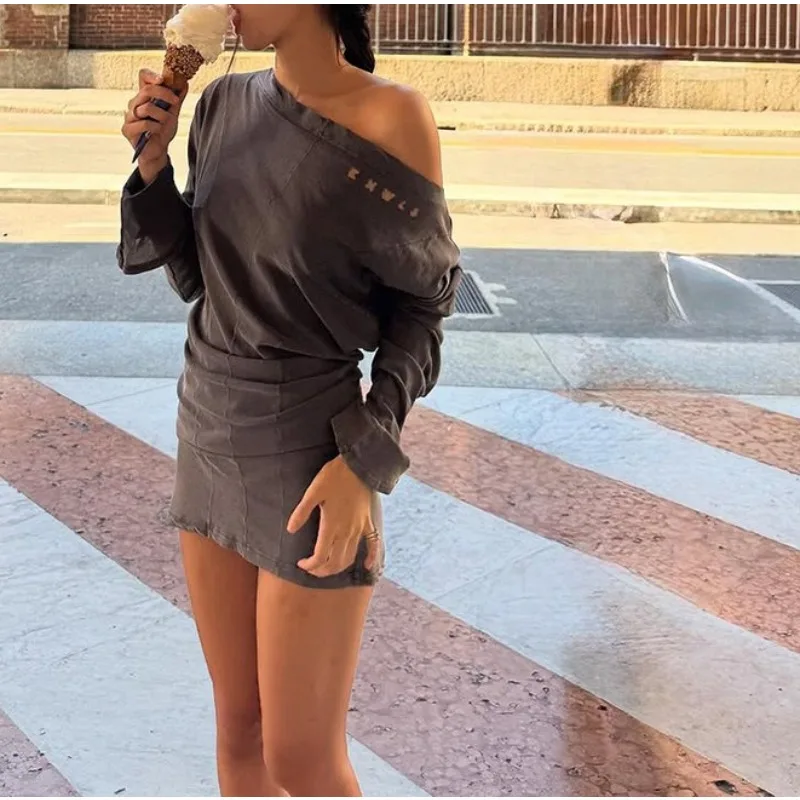 

Fashion Trend 2026 Autumn New Women's Clothing Spice Girl Slant Neck Off-Shoulder Long Sleeve Waist Dress