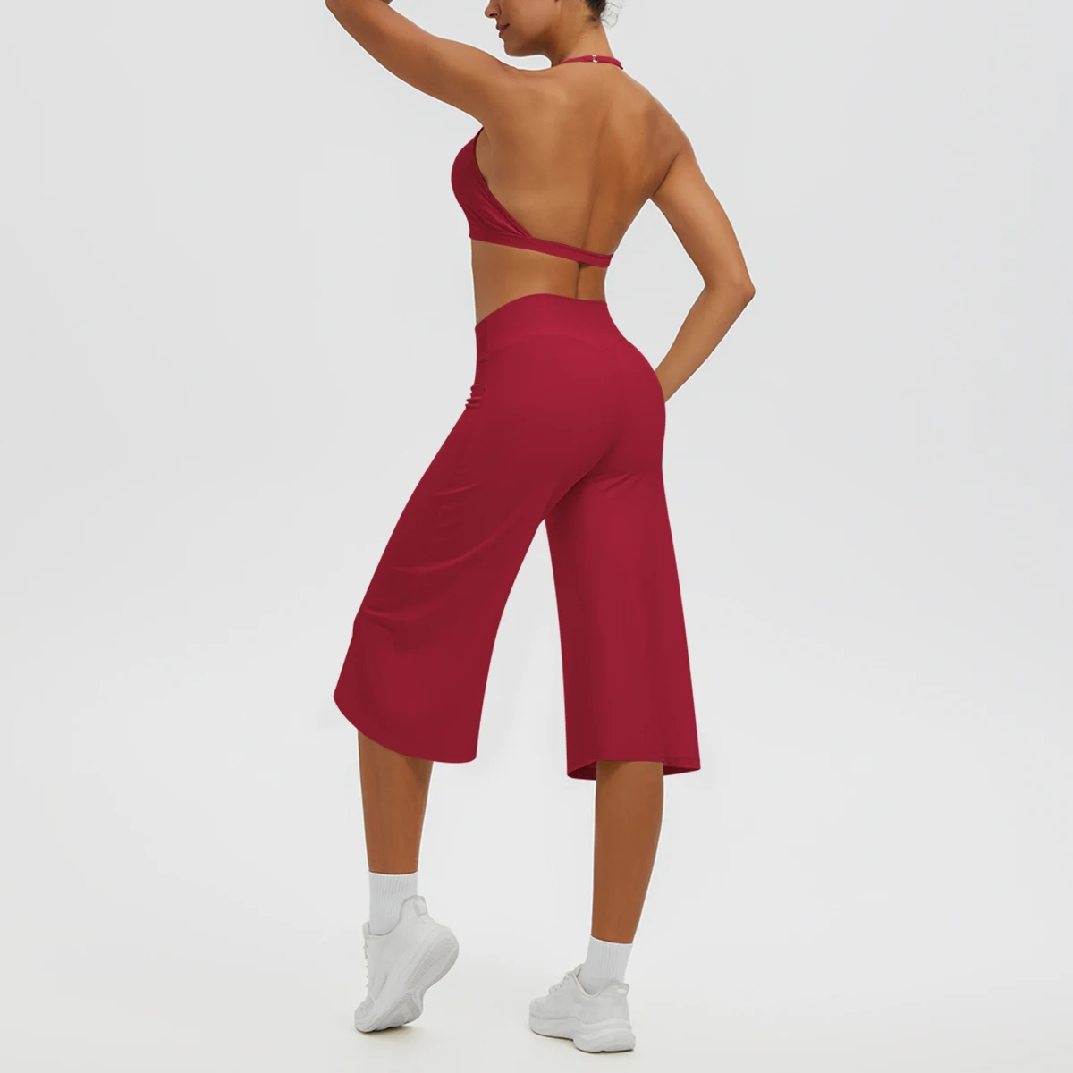 2PCS/set Woman Yoga Gym Clothing Solid Color Backless Yoga Bra Fitness Sports Loose Capri Pants Yoga Suit Customizable Logo view 2