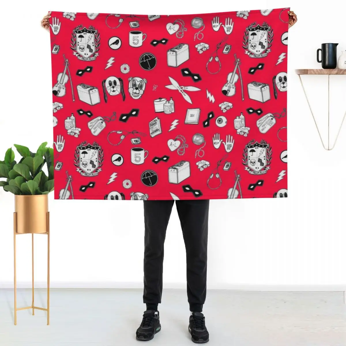 

The Umbrella Academy Pattern - coral red Throw Blanket Cozy Sofa Blanket for TV Watching Napping