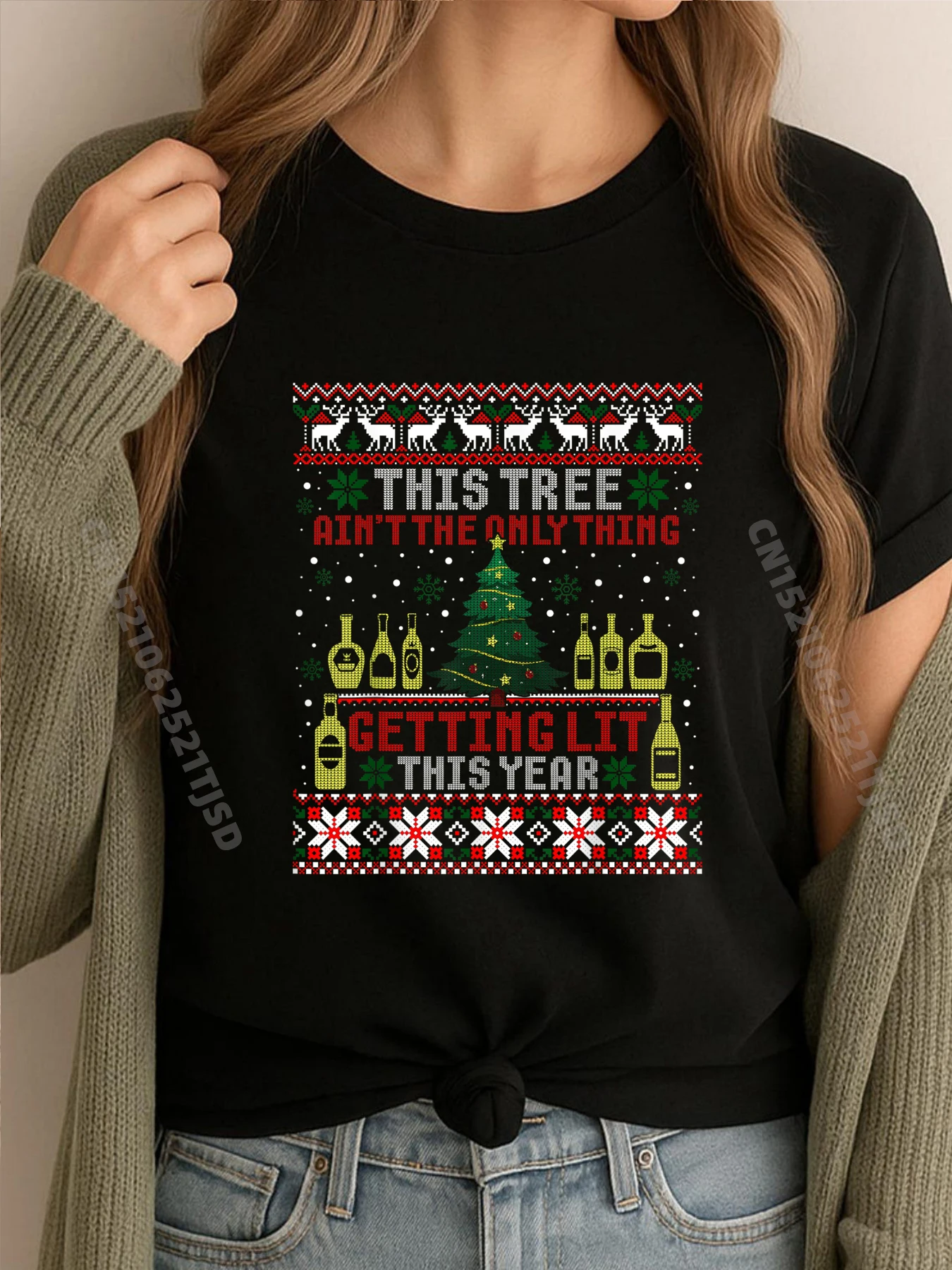 

Эта елка Ain T The Only Thing Lit This Year Рождественская черная рубашка Футболки с графическим рисунком Забавные подарки С Новым годом