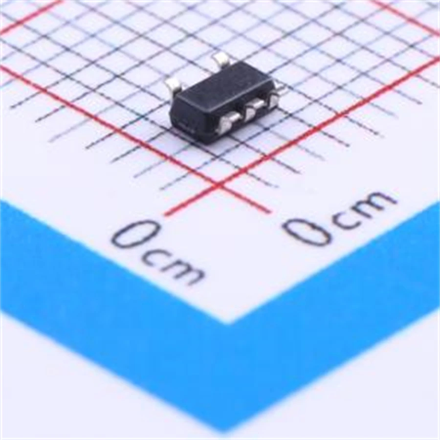 50 PZ/LOTTO TLV71333PDBVR (PMIC)