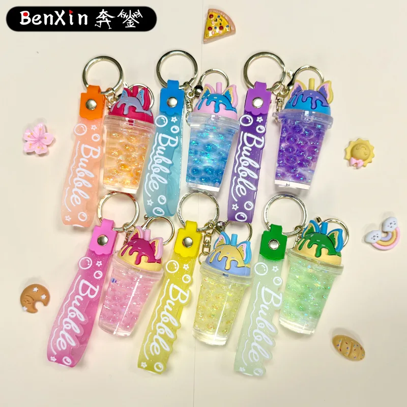 

Miniso's new oil-impregnated acrylic keychains, bag pendants, car keychains