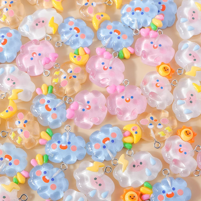 15Pcs New Mix Kawaii Cloud Resin Charms Cute Girls Charms ciondolo per collana bracciale orecchini gioielli fai da te che fanno accessori