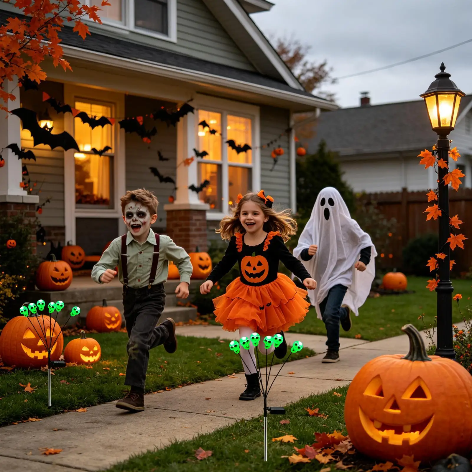 Solar Halloween Lights 6 LEDs Waterproof Patio Skull Stake Lamp Solar Yard Lights For Halloween Party Patio Lawn Garden Pathway