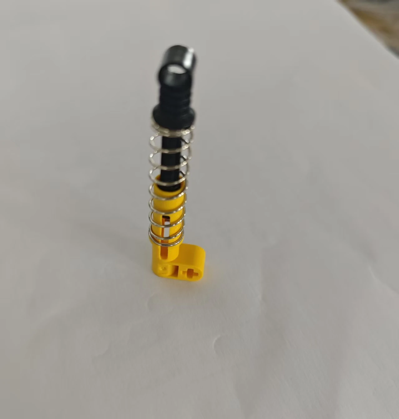 1pcs 95292c01 95292 충격 흡수 장치 9.5L 벽돌 컬렉션 기술 MOC 세트 판매 빌딩 블록에 대 한 대량 모듈 형 장난감 18404