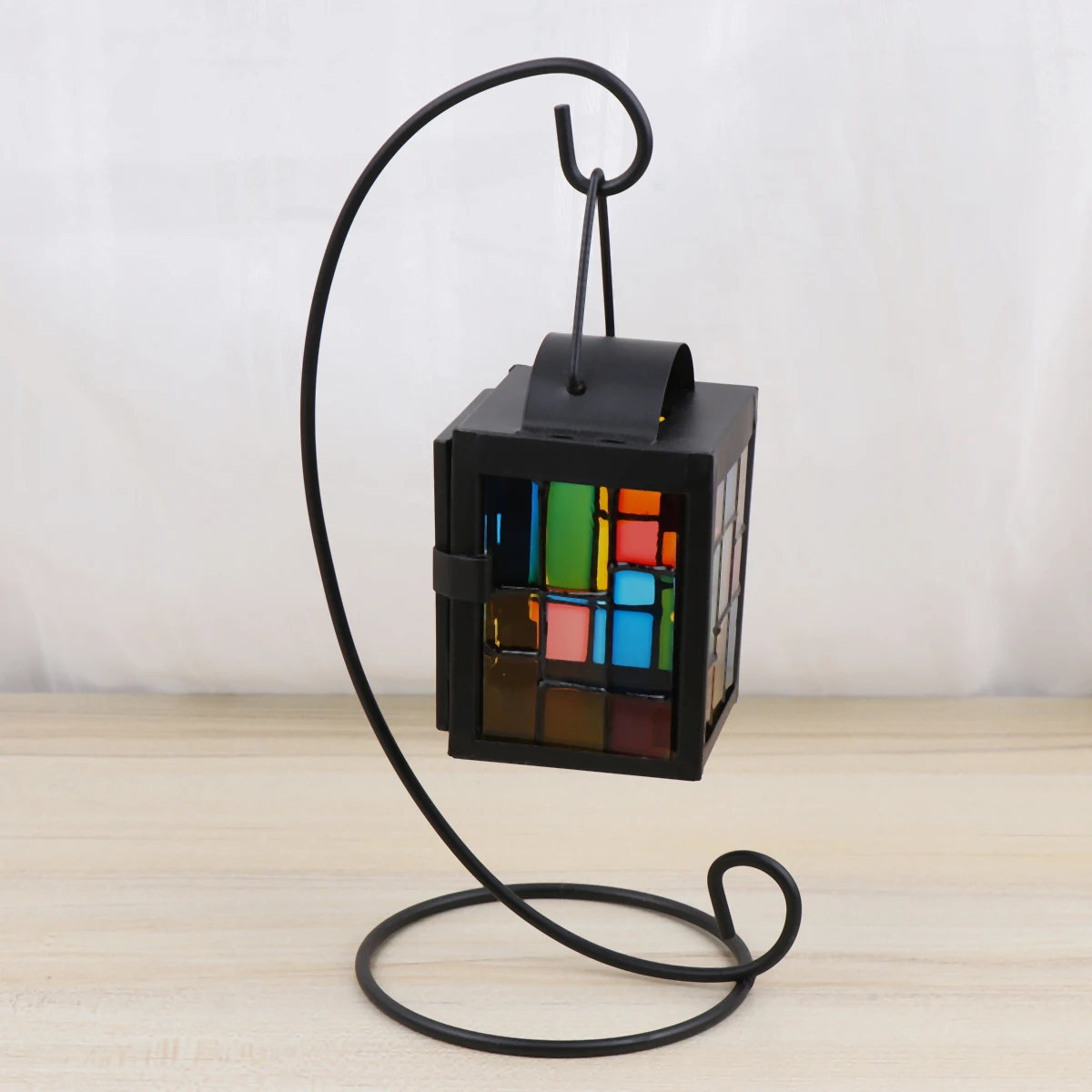 

Vintage Iron Holder Glass Wind Lamp Desktop Centerpiece Art Candlestick Wedding Night Light Prop for Home Candlesticks