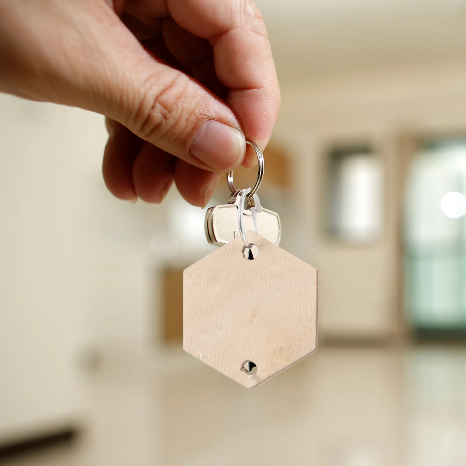 

Hexagonal Wooden Pendants Unpainted DIY Craft Keychains for Home Car Keys Decor Handicraft Accessories Multifunctional Lanyard