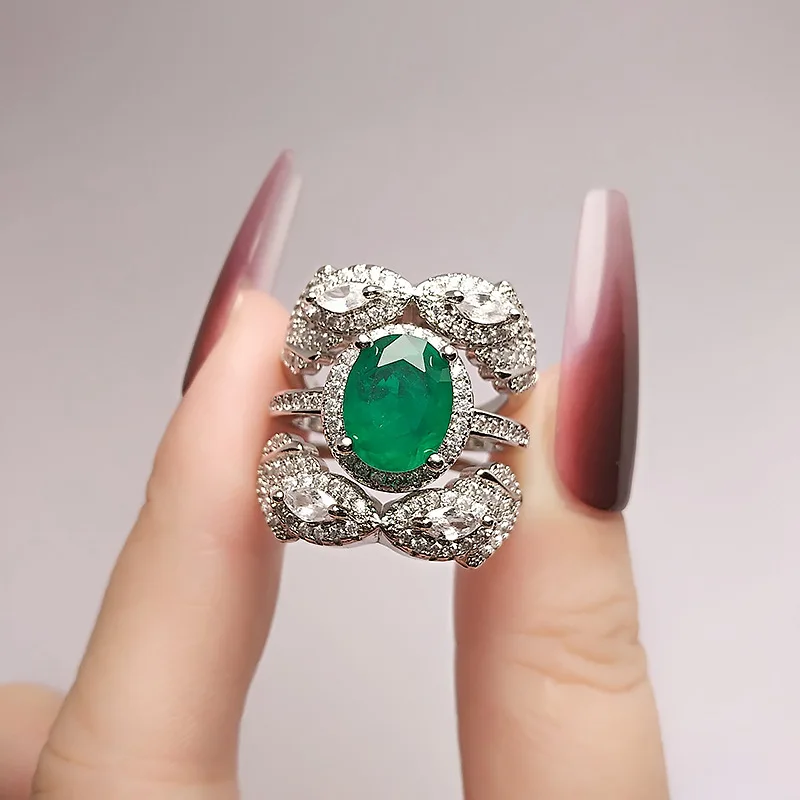 

Dazzling Emerald/Red Corundum Rings For Women Delicate Silver Color Wedding Ring 2 Piece Sets Engagement Jewelry For Women