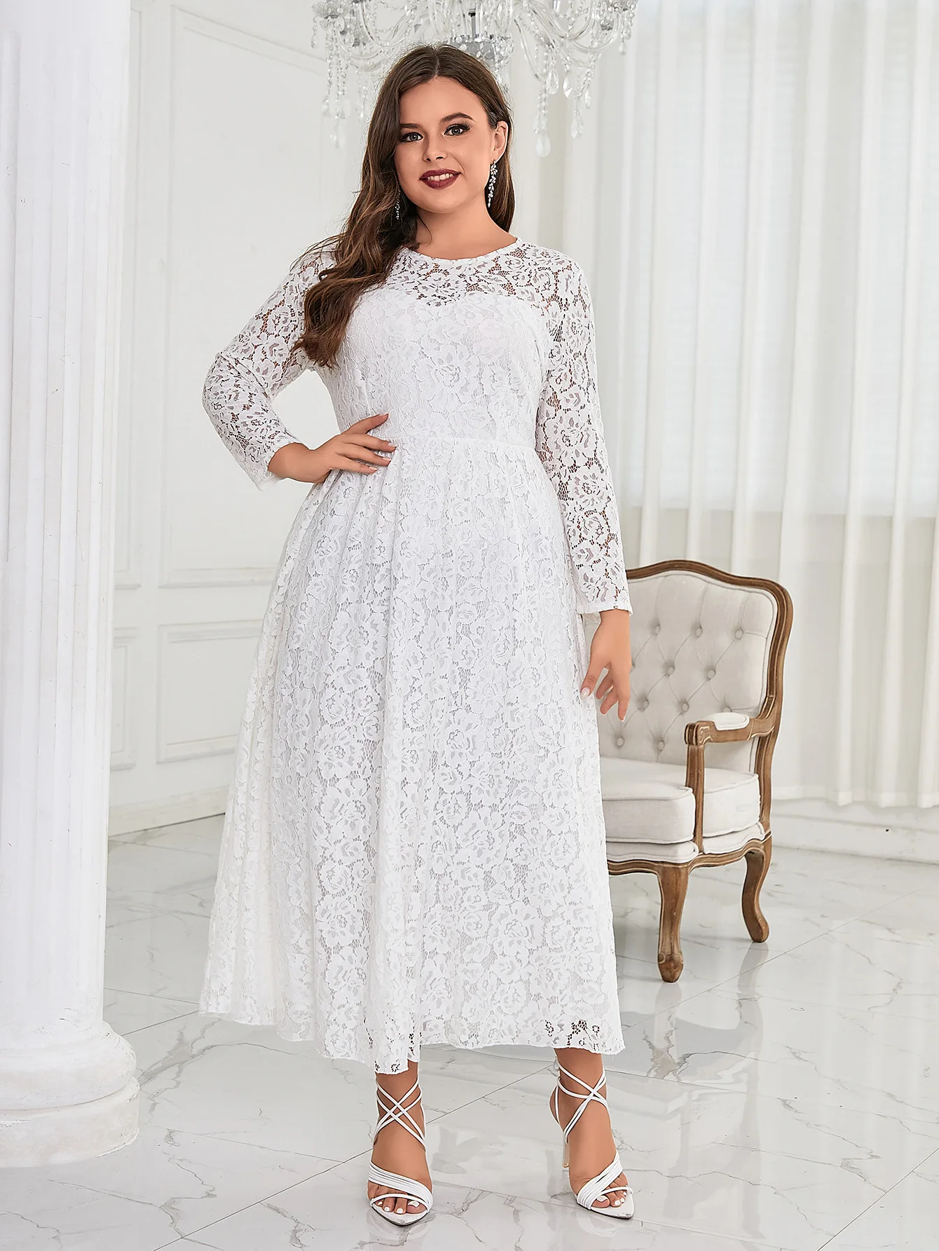 Plus Size Dresses New Spring/Summer Solid Color Long Sleeved Round Neck Lace Large Fit Banquet Evening Dress