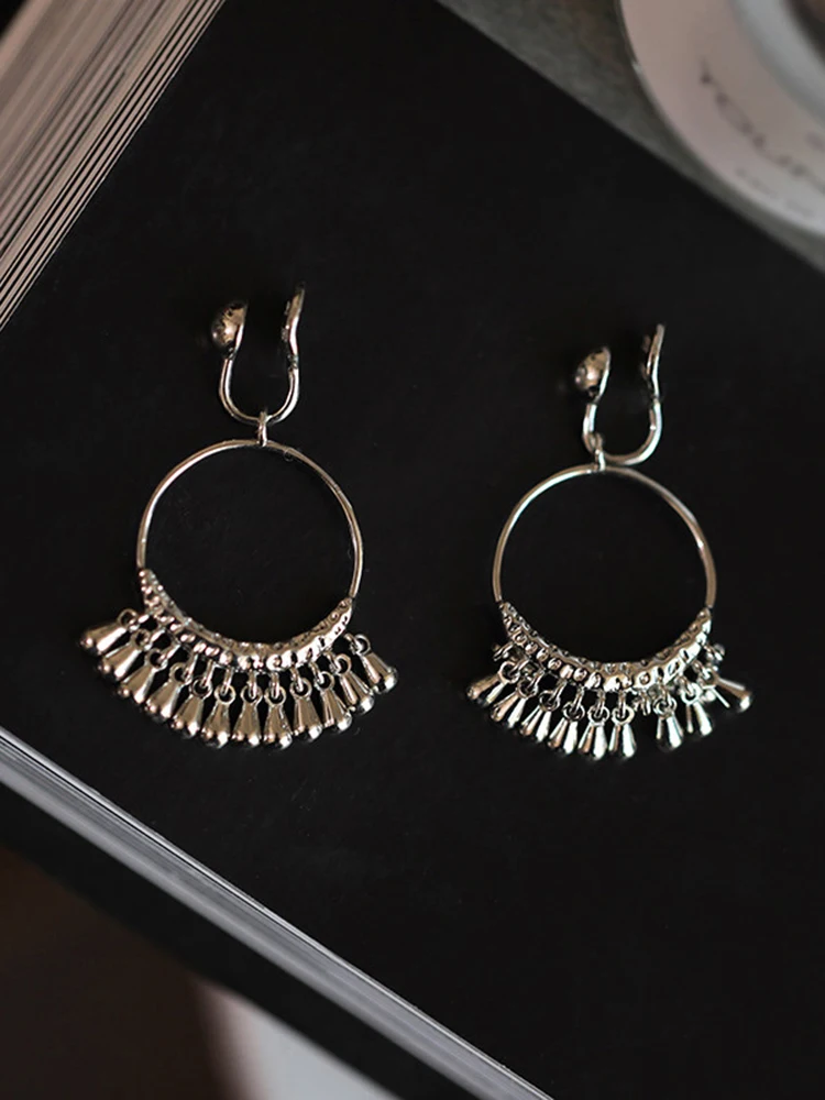 silver-waterdrop-pendant-earrings-ethnic-sle-lapel-pin-ear-jewelry-casual-spring-season-china-origin-gift-box-pa