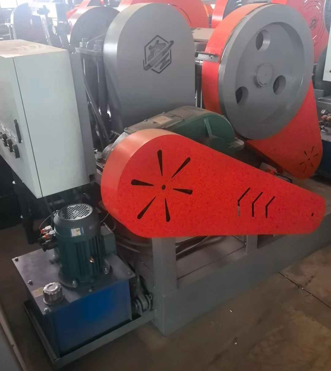 Maintenance-Free Design Tyre Strip Cutting Machine for Indonesia Recycling Plant