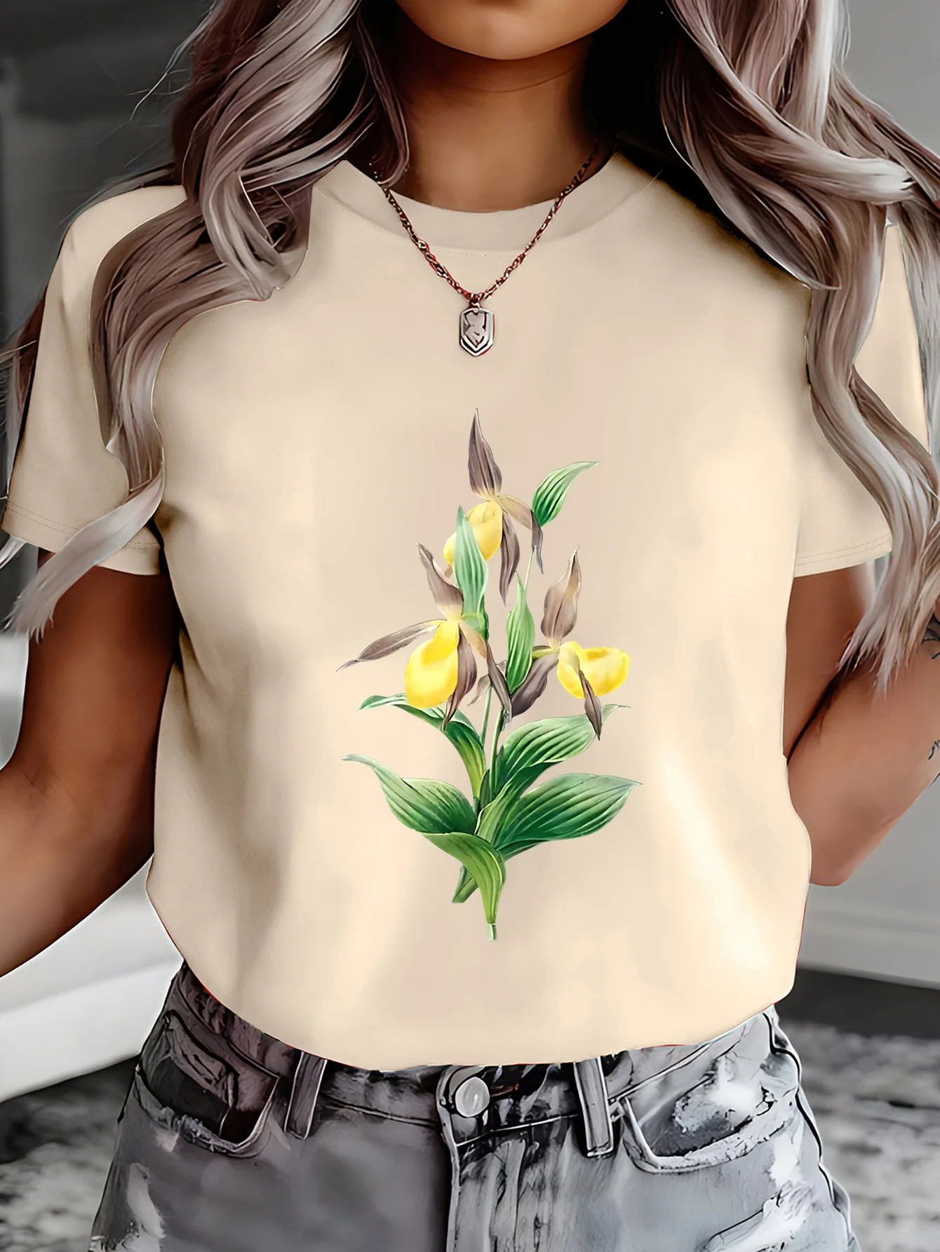 Yellow Orchid Brown Petals Green Leaves Elegant Botanical Pattern Directional Print Crew Neck Harajuku Sleeve Aesthetic Clothes