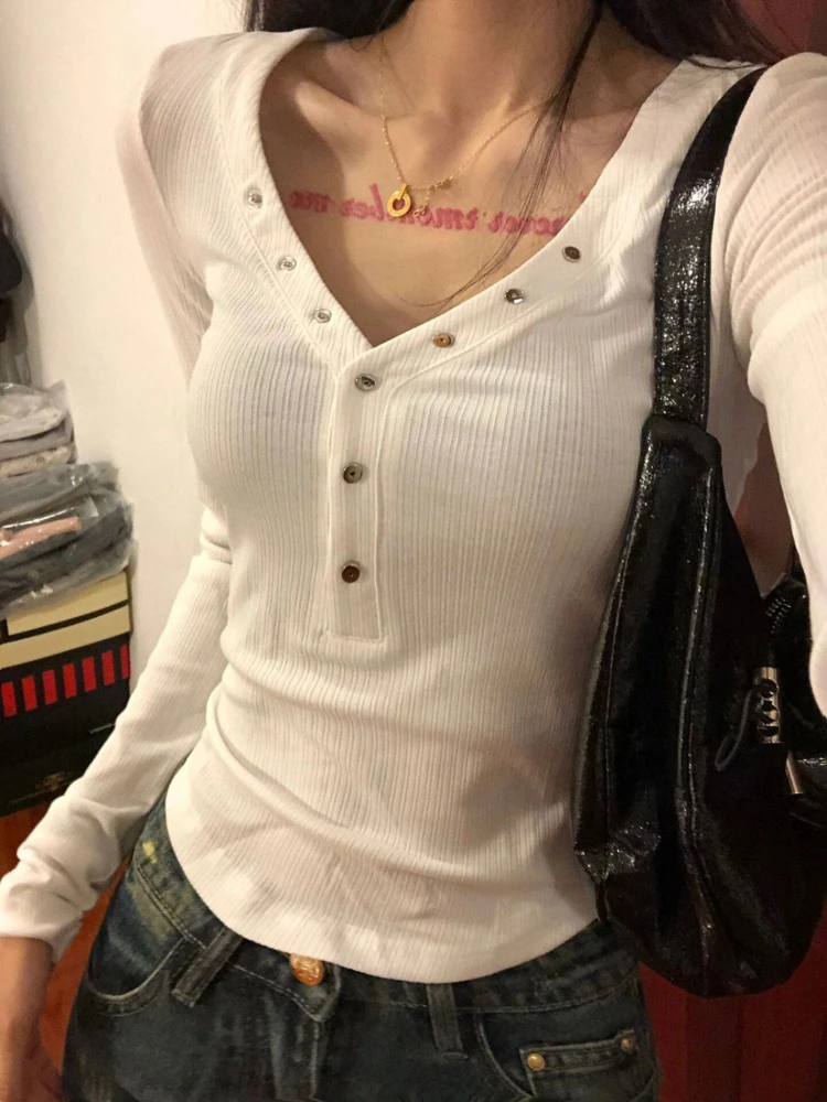 Y2k Slim Fit Long Sleeve Tee Shirt Early Autumn New All-match T-shirt for Women Simple V-neck Single Breasted Tops Mujer Blouse image 2