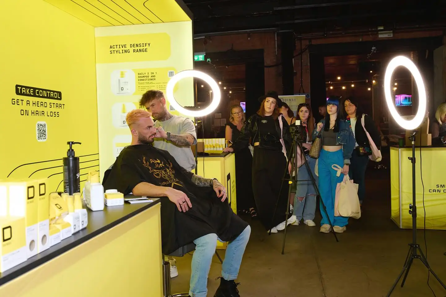 Cabine de comércio de 20x20 pés Design Cosmoprof Suporte de exposição modular da América do Norte para show de beleza