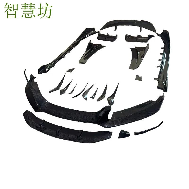 

Подходит для BMW I8 2015-2021 годов выпуска, комплект из карбона включает передний спойлер, передний сплиттер, переднюю накладку на бампер, боковые пороги и задний спойлер.