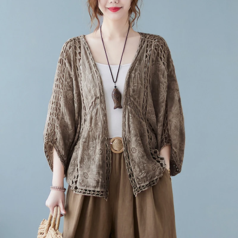 

Легкий дышащий цветной кружевной ажурный женский летний повседневный топ больших размеров с летучей мышью