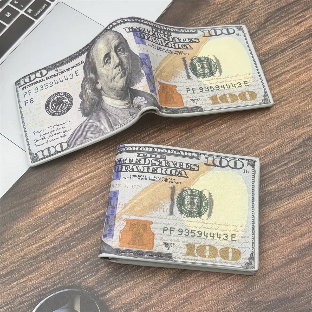 محفظة جلدية للرجال تحمل اسمًا محفورًا مخصصًا - حامل بطاقات بنمط 100 دولار أمريكي منظم جيب للعملات المعدنية للاستخدام اليومي وغير الرسمي