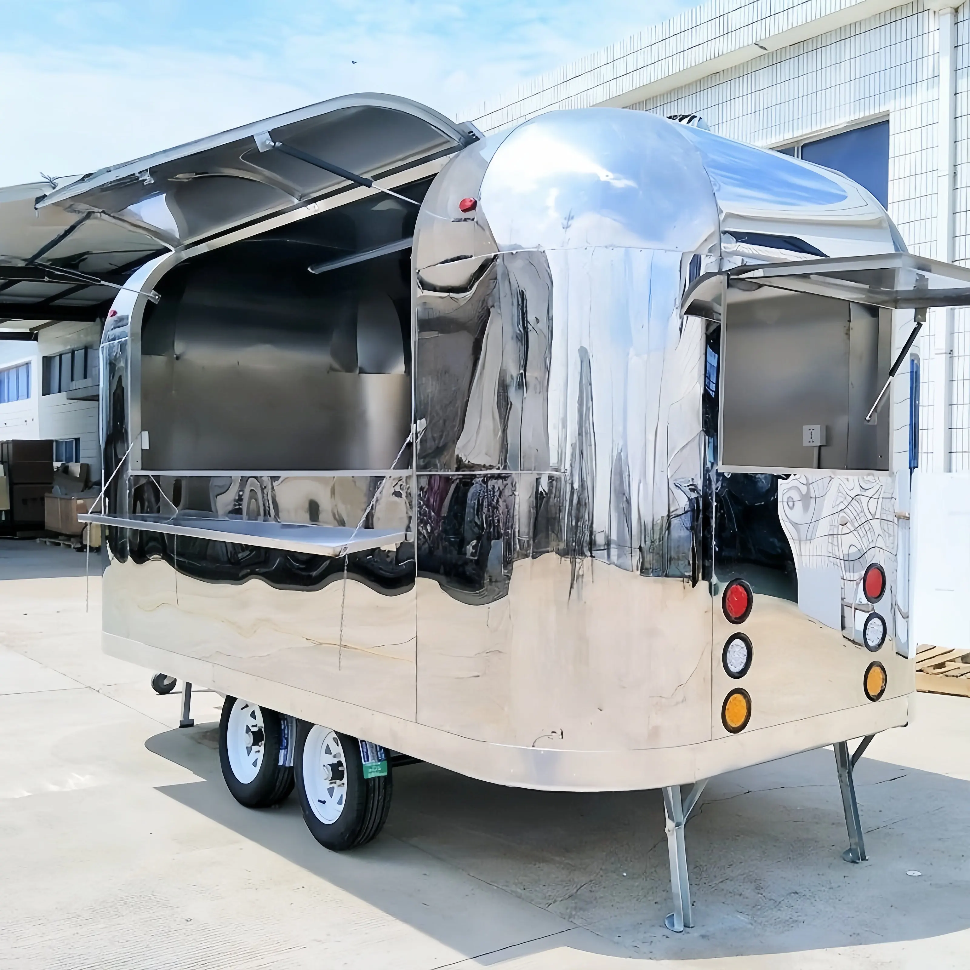 

Outdoor Food Truck Trailer Towable Fast Retail Food Truck Coffee Trailer Food Vending Machine